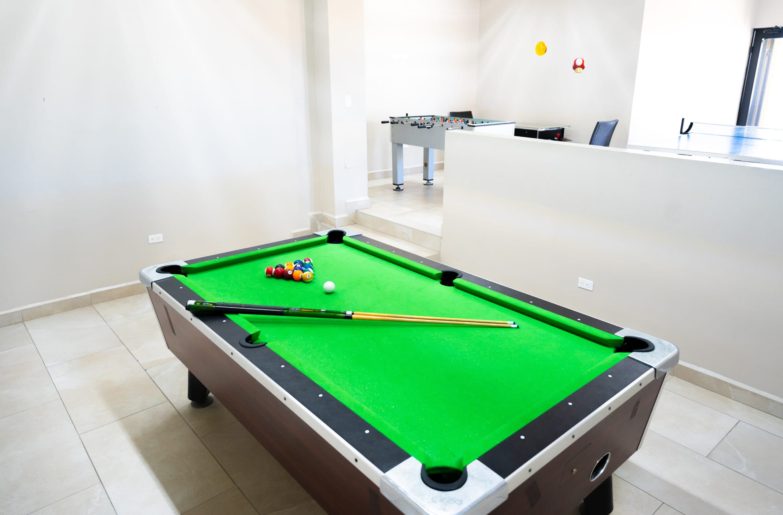Game room detail 2